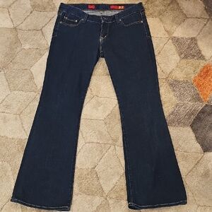 Women's Dark Blue Jeans